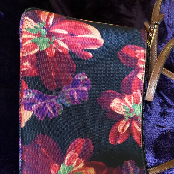 AUTHENTIC Ralph Lauren Shoulder Floral Purse. - Picture 10 of 12